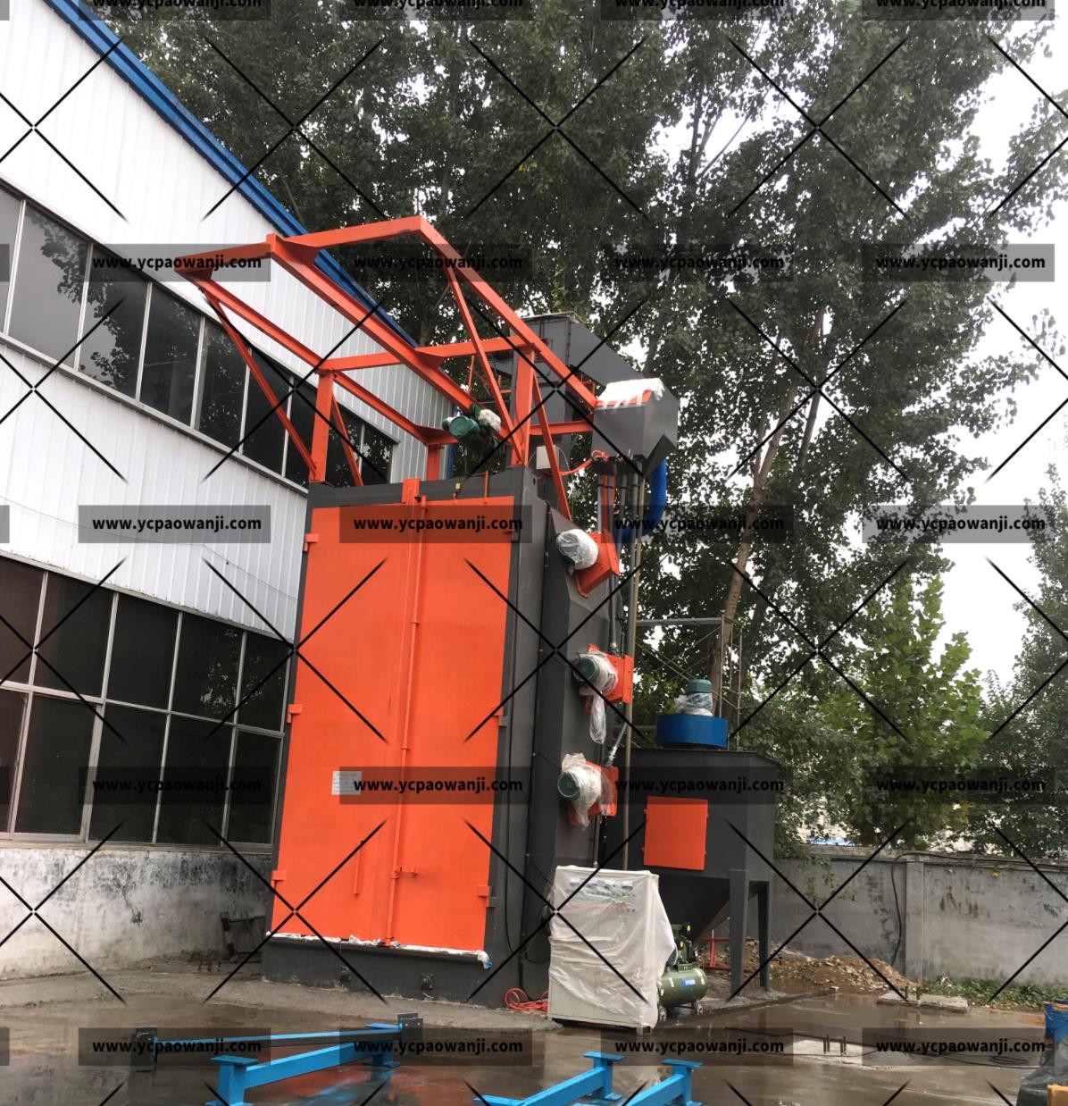 鹽城：Q37100吊鉤式拋丸機(jī)清理大型工件，重型工件效果